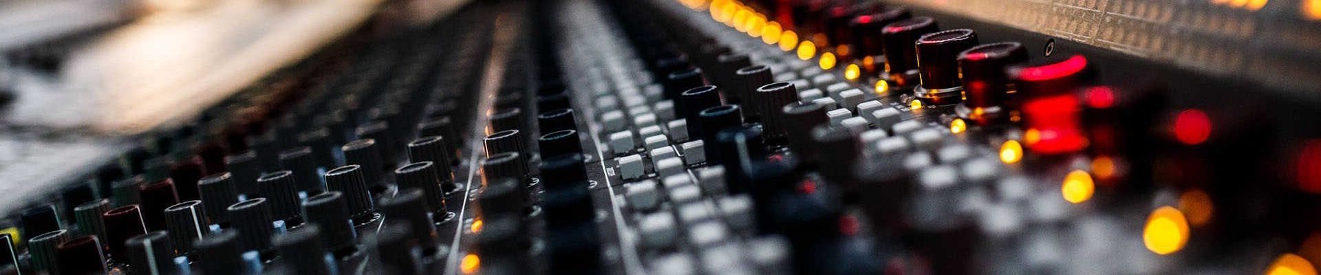 mixing-desk-banner_1920w